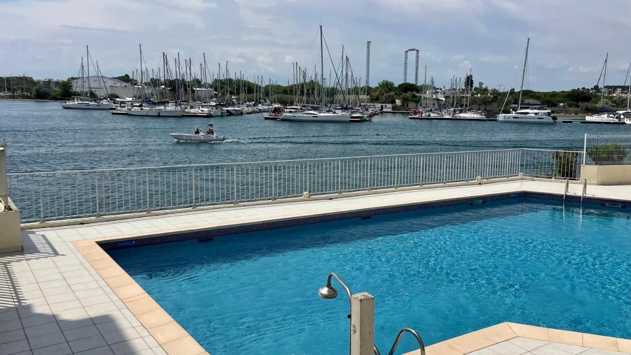 Studio - Les Pieds Dans L'Eau Agreable En Toutes Saisons 4 Couchages - Climatisation - Parking Prive - Piscine Sur Mer - Vue Magnifique Et Rare - Situation Optimum - Les Argonautes - Ile Des Pecheurs - Cap D'Агде Екстериор снимка