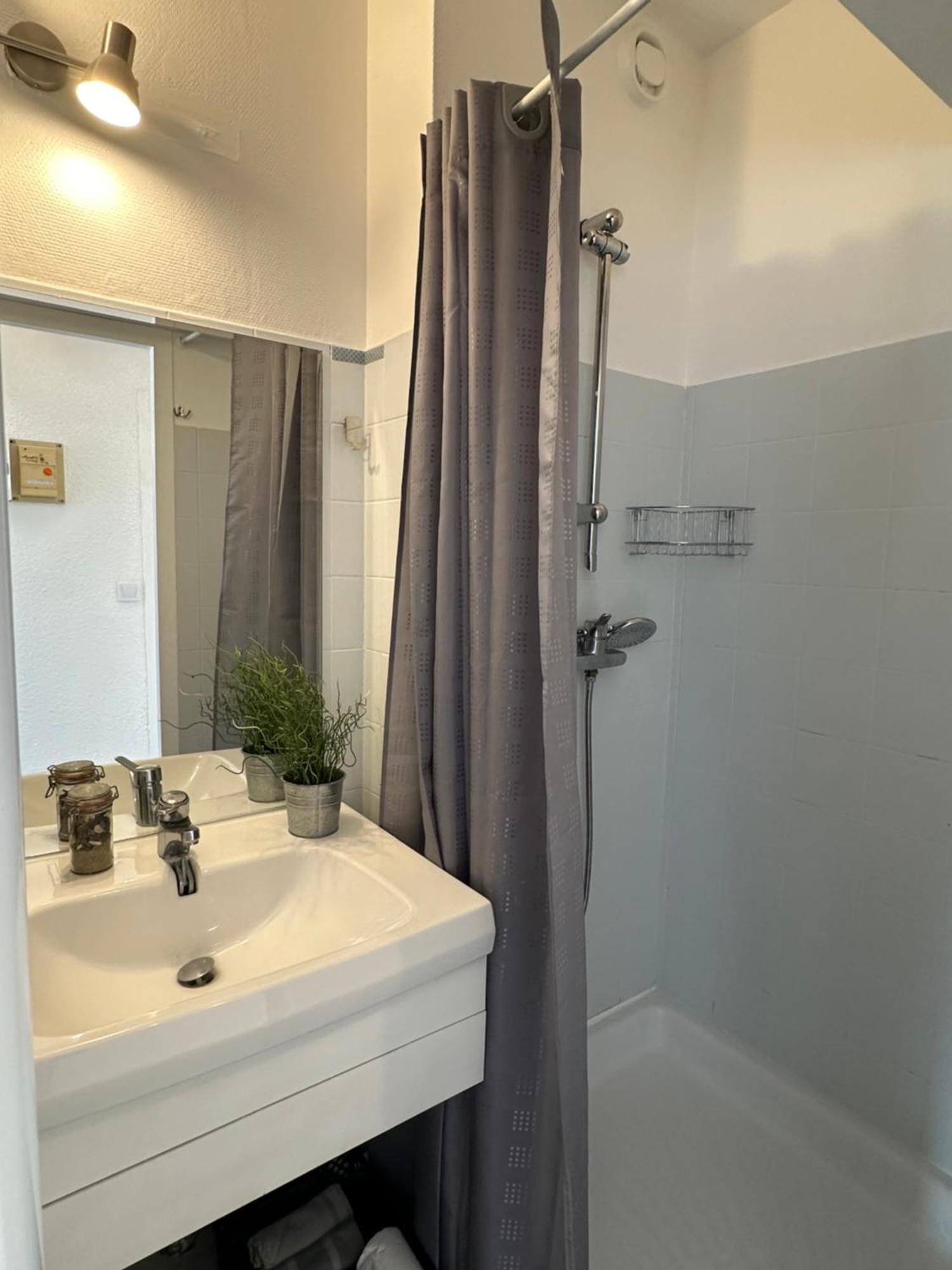 Studio - Les Pieds Dans L'Eau Agreable En Toutes Saisons 4 Couchages - Climatisation - Parking Prive - Piscine Sur Mer - Vue Magnifique Et Rare - Situation Optimum - Les Argonautes - Ile Des Pecheurs - Cap D'Агде Екстериор снимка